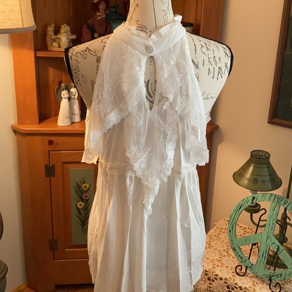 POL Halter top - Picture 5 of 5